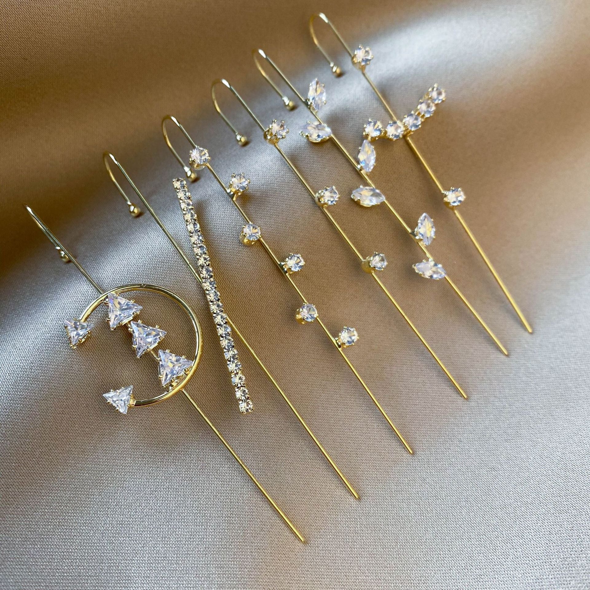 Myrae Ear Pins